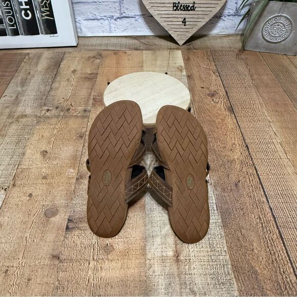 Chaco Womens Deja Sandal - Picture 8 of 10